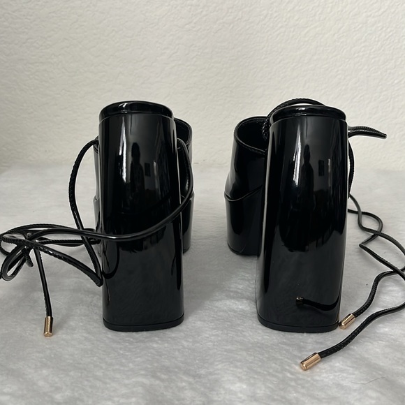 Black Platform shoes size 6 1/2 women’s - Picture 2 of 8